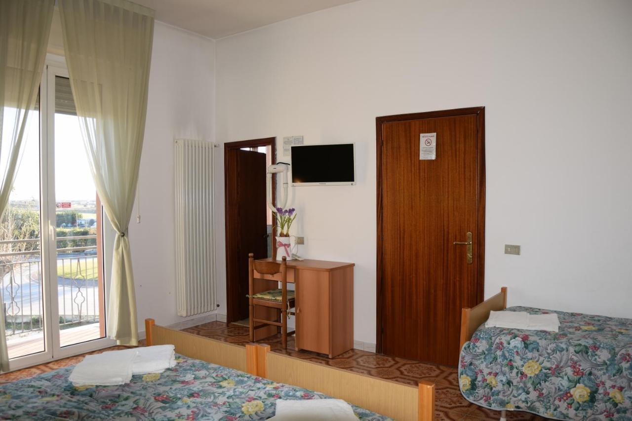 Hotel Ristorante Da Marco San Mauro Mare Exteriér fotografie